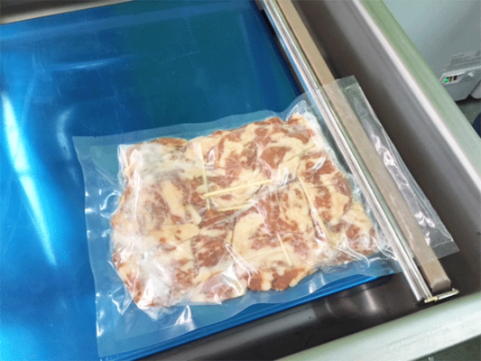 ซีลสูญญากาศ หมูปิ้งนมสด