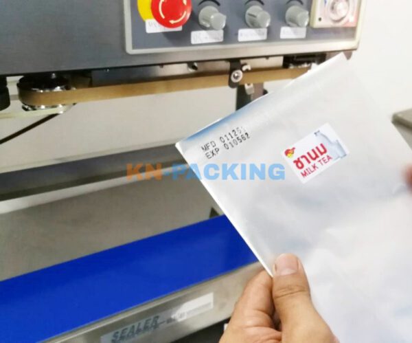 เครื่องซีลและพิมพ์